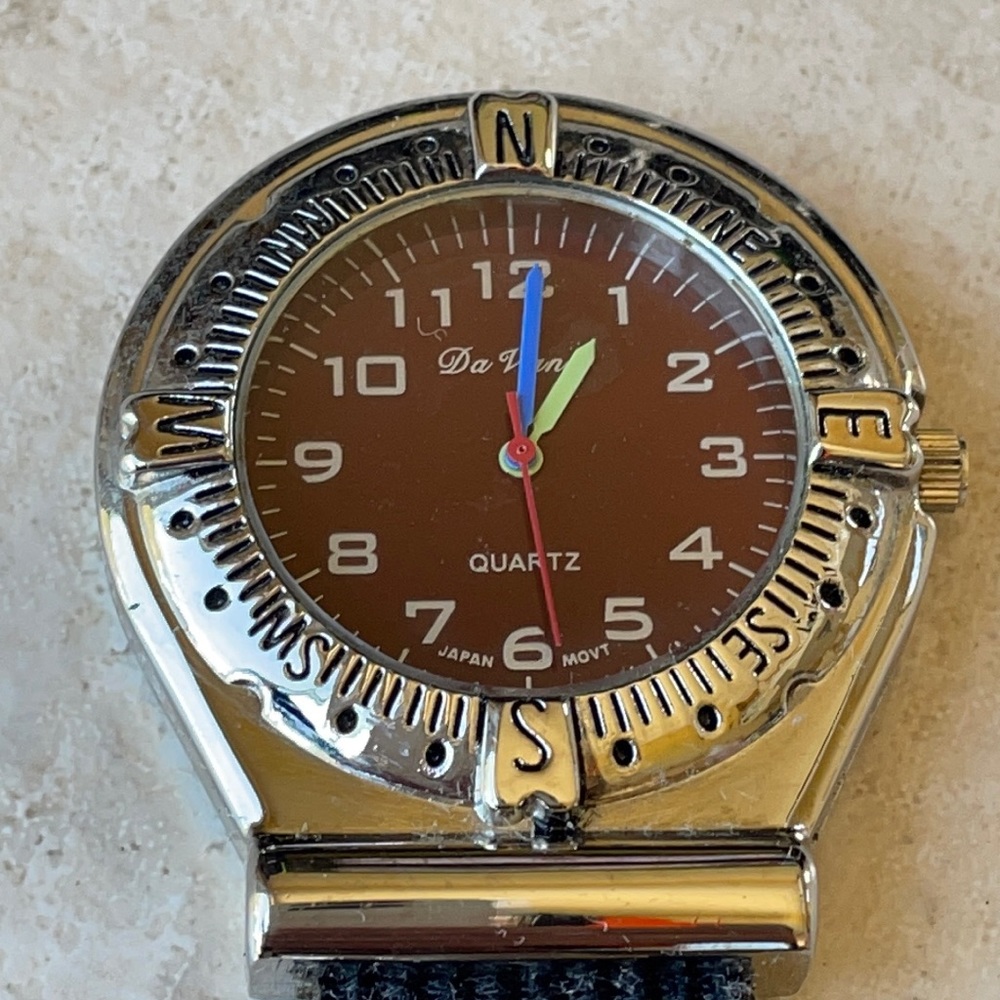 Da Vanci Keychain Watch battery silver color